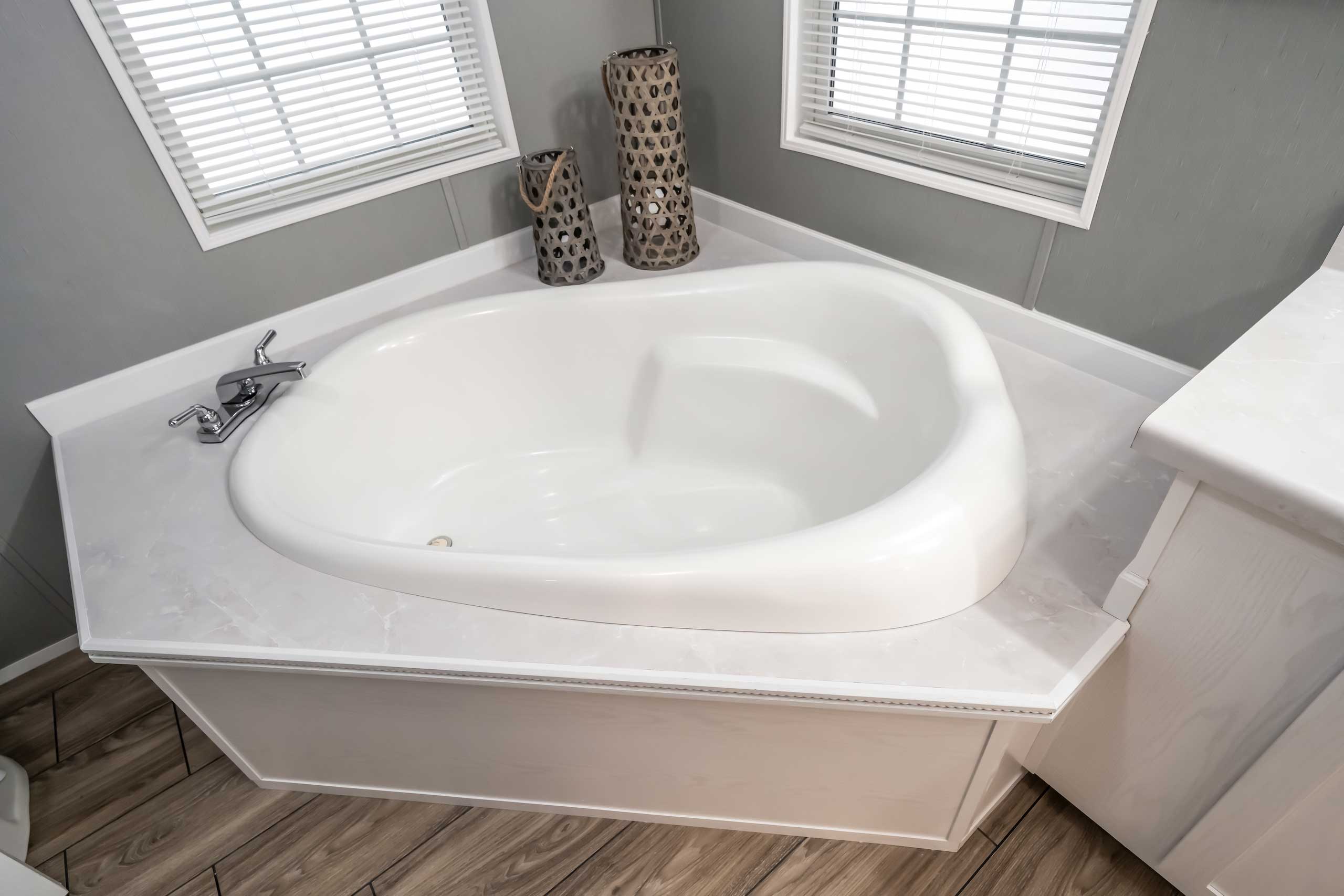 Kabco_MD-50_MBath-Tub_9464-1