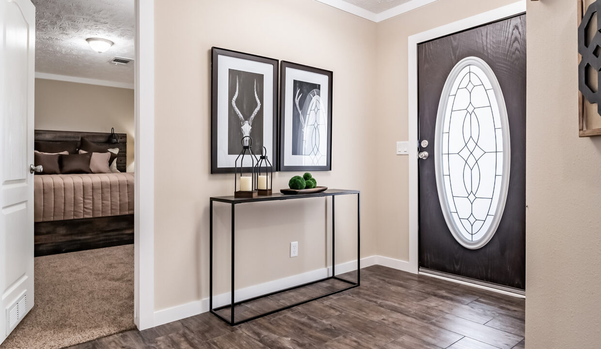 MDFS-4232_Foyer_3577-1-1240×720